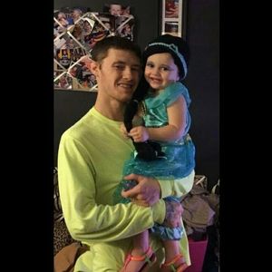 Meet your Posher, Dustin